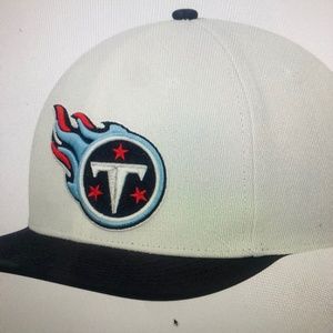 Mens Tennesse Titans white /NAVY 2 Tone Snapback hat